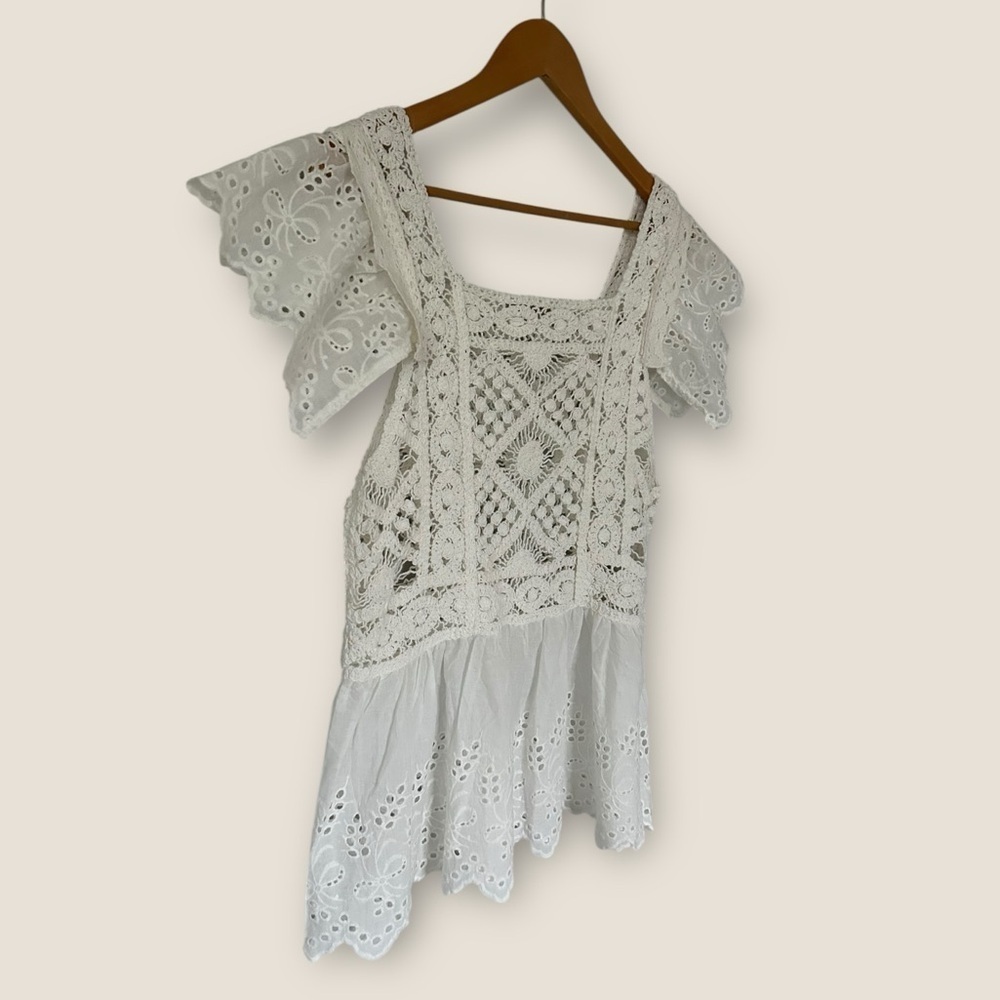 Klasiks Embroidered Eyelet Top - Picture 6 of 10